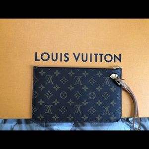 Louis Vuitton Wristlet